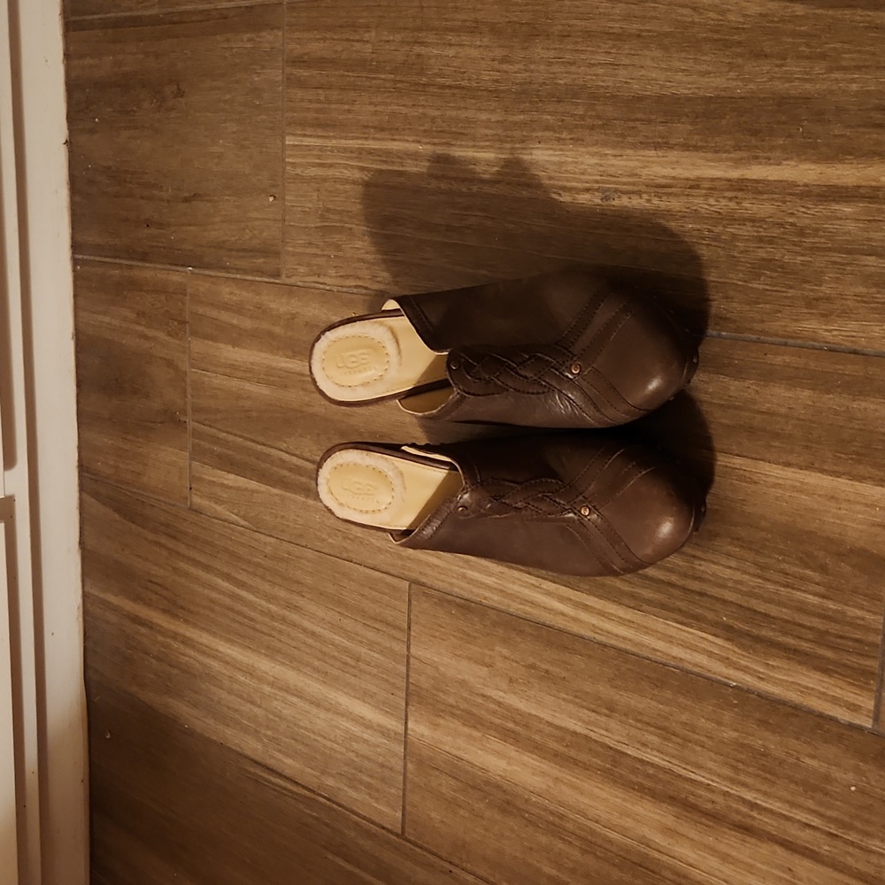 UGG leather mules shoes, size 8